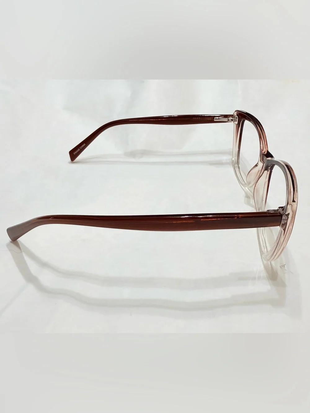 Chic Two-Tone Brown Gradient Cat-Eye Eyeglass Frames - Size 56-16-140